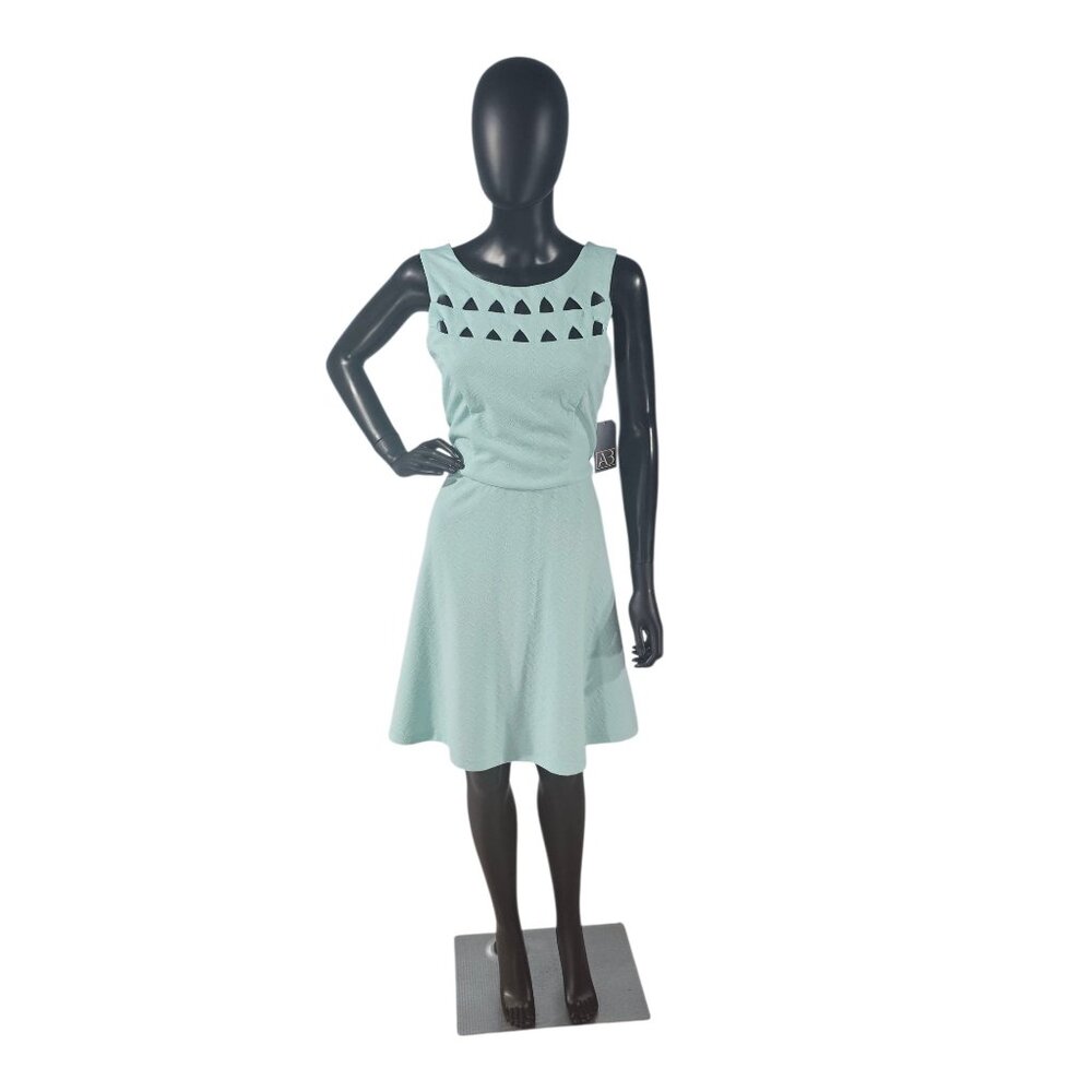 Turquois Peekaboo Neckline Short Cocktail Dress